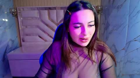 Kiara  online show from 07/07/26, 07:23