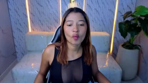 Snapshot of kiara_tx chatting on 06/01/26, 08:21 Follow me.. Live 1430 to 2100 online show from 06/01/26, 08:21
