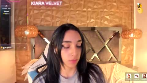 kiara_velvet__ online show from 04/18/26, 05:11