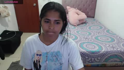 Snapshot of kiara_williamss chatting on 01/12/25, 01:21 Kiara online show from 01/12/25, 01:21
