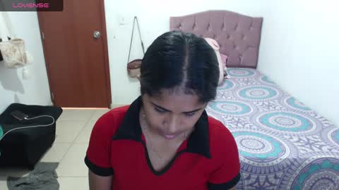 Snapshot of kiara_williamss chatting on 01/19/25, 05:18 Kiara online show from 01/19/25, 05:18