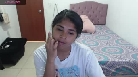 Snapshot of kiara_williamss chatting on 02/18/25, 06:04 Kiara online show from 02/18/25, 06:04