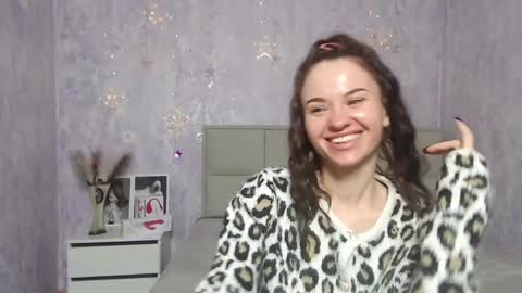 Snapshot of kiaracriegs chatting on 01/29/25, 12:43 Kara online show from 01/29/25, 12:43