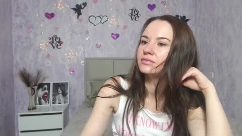 Snapshot of kiaracriegs chatting on 02/05/25, 07:10 Kara online show from 02/05/25, 07:10