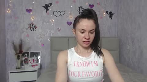 Snapshot of kiaracriegs chatting on 02/23/25, 02:40 Kara online show from 02/23/25, 02:40