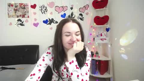 Snapshot of kiaracriegs chatting on 02/26/25, 10:09 Kara online show from 02/26/25, 10:09