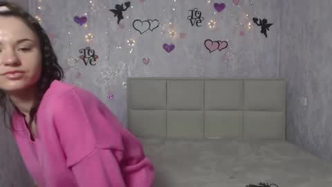 Snapshot of kiaracriegs chatting on 03/02/25, 09:54 Kara online show from 03/02/25, 09:54