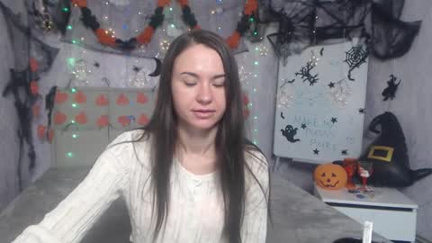 Snapshot of kiaracriegs chatting on 11/01/25, 06:32 Kara online show from 11/01/25, 06:32