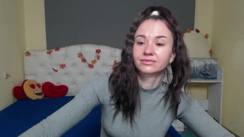 Snapshot of kiaracriegs chatting on 11/15/25, 06:26 Kara online show from 11/15/25, 06:26