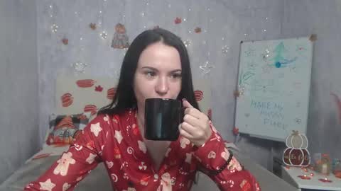 Snapshot of kiaracriegs chatting on 12/01/25, 07:30 Kara online show from 12/01/25, 07:30