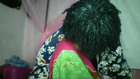Snapshot of kiarah_69 chatting on 05/19/26, 01:56 kiarah 69 online show from 05/19/26, 01:56