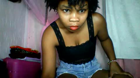 Snapshot of kiarah_69 chatting on 05/19/26, 04:57 kiarah 69 online show from 05/19/26, 04:57