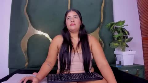 kiaraht online show from 03/26/26, 05:57