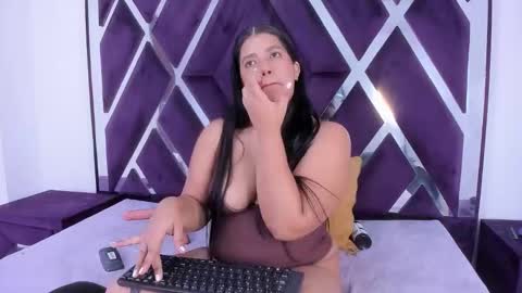 kiaraht online show from 04/24/26, 05:10