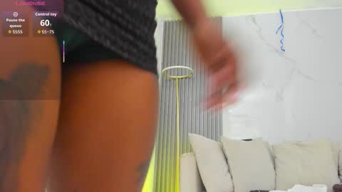 kiaratentation online show from 11/30/25, 07:51