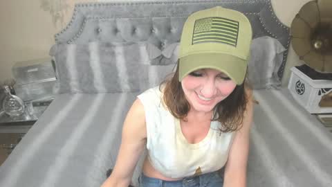 Kia Rose online show from 01/29/25, 05:40