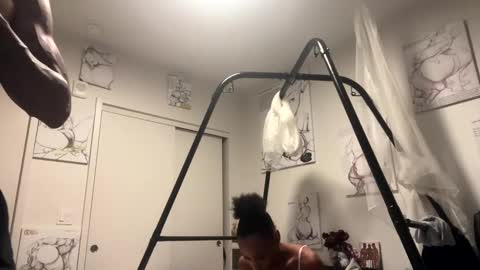 HunneysPlayRoom online show from 12/23/24, 09:49