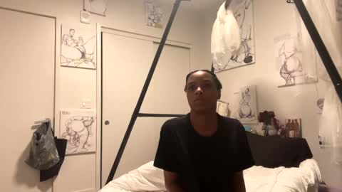 HunneysPlayRoom online show from 12/24/24, 12:22