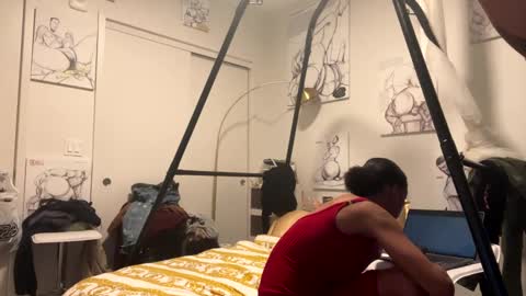 HunneysPlayRoom online show from 01/05/25, 11:37