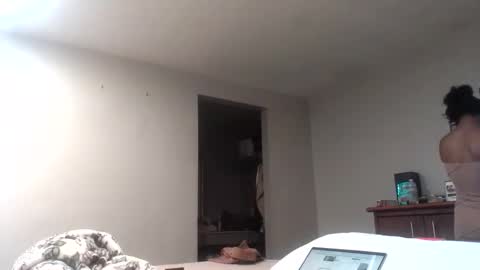 HunneysPlayRoom online show from 02/21/25, 05:46