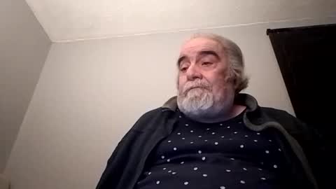 Snapshot of kickinme chatting on 11/27/25, 01:40 KICKINME online show from 11/27/25, 01:40