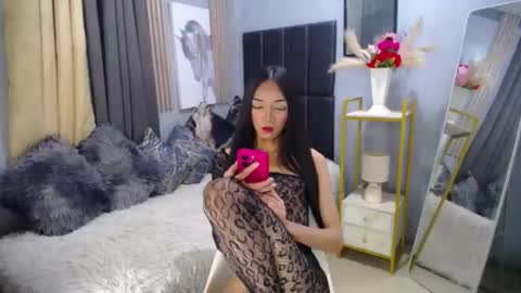 kieramoore online show from 10/23/25, 03:00