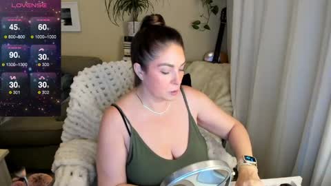Snapshot of kierareines chatting on 05/20/26, 03:13 Kiera Reines online show from 05/20/26, 03:13