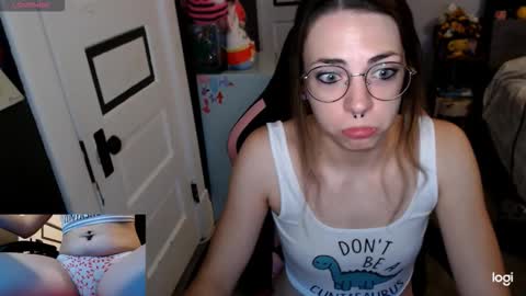 Kiersten online show from 12/15/25, 04:11