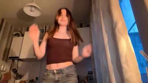 Ola my name is Lissa  Lets hit 10 Thumbs Up together   online show from 03/25/26, 03:18