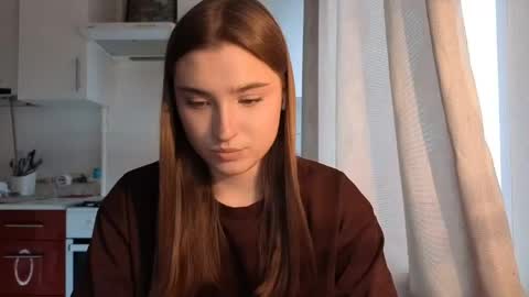 Snapshot of kierstentates chatting on 04/23/26, 12:51 Ola my name is Lissa Lets hit 10 Thumbs Up together online show from 04/23/26, 12:51