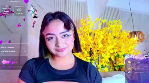 kiim01 online show from 05/18/26, 07:41