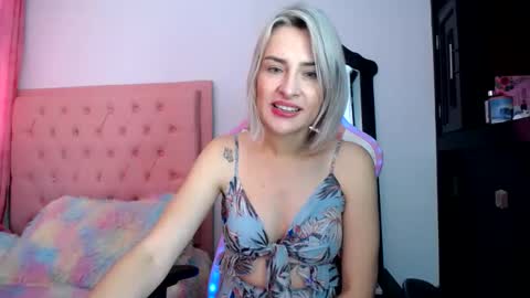 Anna Sophia online show from 02/05/25, 05:20