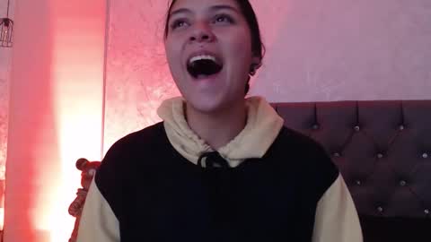 kIKI online show from 02/04/26, 03:56