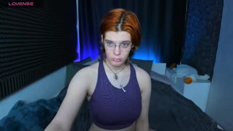 Snapshot of kiki_krash chatting on 12/03/24, 10:06 Kiki online show from 12/03/24, 10:06