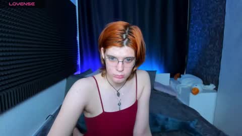 Snapshot of kiki_krash chatting on 12/03/24, 07:22 Kiki online show from 12/03/24, 07:22