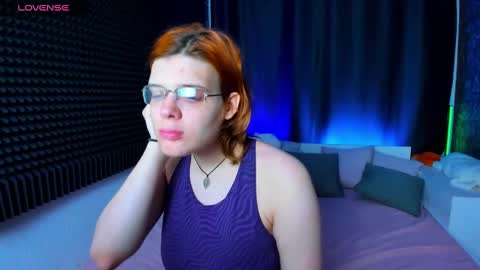 Snapshot of kiki_krash chatting on 12/16/24, 10:08 Kiki online show from 12/16/24, 10:08