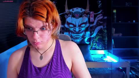 Snapshot of kiki_krash chatting on 12/17/24, 04:32 Kiki online show from 12/17/24, 04:32