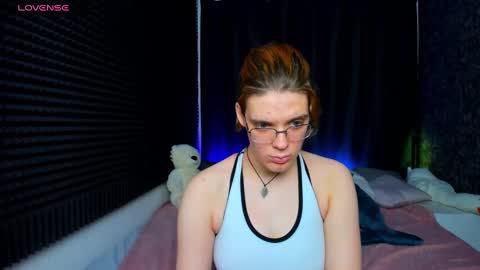 Snapshot of kiki_krash chatting on 01/20/25, 01:32 Kiki online show from 01/20/25, 01:32