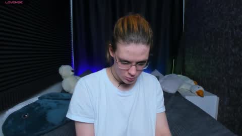 Snapshot of kiki_krash chatting on 02/13/25, 02:31 Kiki online show from 02/13/25, 02:31