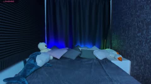 Snapshot of kiki_krash chatting on 02/14/25, 10:17 Kiki online show from 02/14/25, 10:17