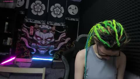 Snapshot of kiki_krash chatting on 09/17/25, 10:06 Kiki online show from 09/17/25, 10:06