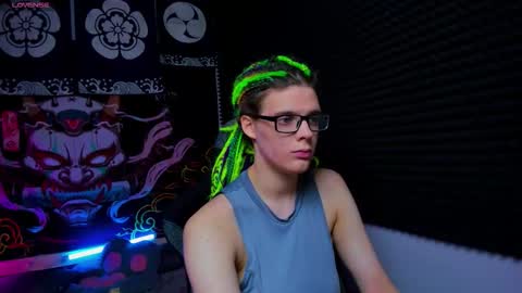 Snapshot of kiki_krash chatting on 09/21/25, 10:06 Kiki online show from 09/21/25, 10:06