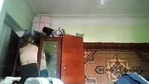 Snapshot of kikibang_ chatting on 11/21/25, 08:24 kikibang_ online show from 11/21/25, 08:24