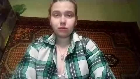 Snapshot of kikibang_ chatting on 11/24/25, 08:25 kikibang_ online show from 11/24/25, 08:25