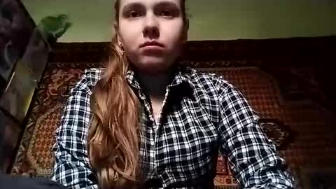 Snapshot of kikibang_ chatting on 11/27/25, 08:27 kikibang_ online show from 11/27/25, 08:27