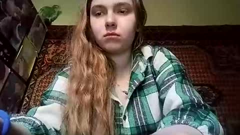 Snapshot of kikibang_ chatting on 11/29/25, 08:17 kikibang_ online show from 11/29/25, 08:17