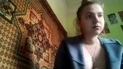 Snapshot of kikibang_ chatting on 12/01/25, 08:19 kikibang_ online show from 12/01/25, 08:19