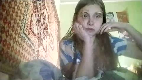 Snapshot of kikibang_ chatting on 12/17/25, 08:04 kikibang_ online show from 12/17/25, 08:04