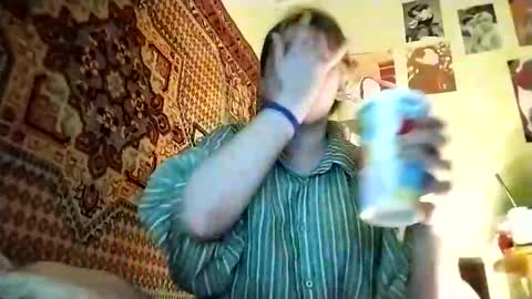 kikibang_ online show from 04/30/26, 06:47