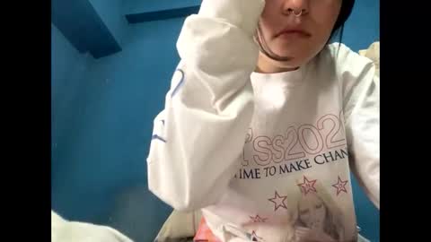 kikilove15 online show from 04/27/26, 05:55